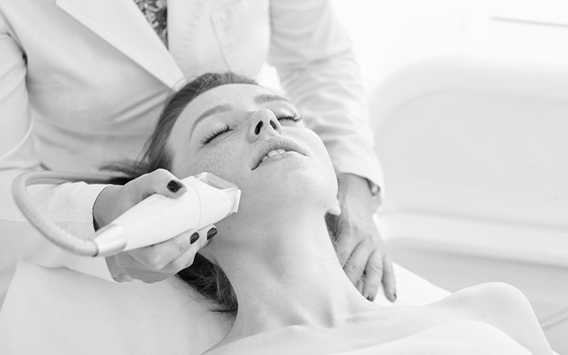 radiofrequenza ad aghi medicina estetica parmeggiano